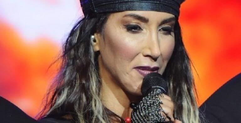 Helal Olsun Hande Yener’e!