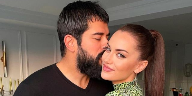 Burak Özçivit 'ten Fahriye Evcen 'e Milyonluk Hediye...